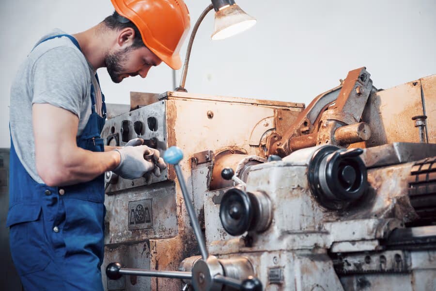 KDU Group engineer performing an emergency marine repair